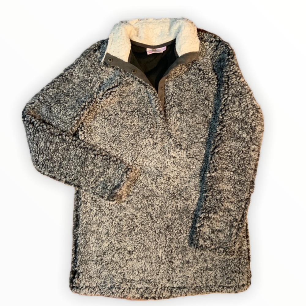 NWOT MARLEY LILLY BUTTON GRAY SHERPA PULLOVER